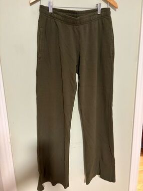 NWOT Brandy Melville John Galt Women’s Army Green 100% Cotton  Waffle Pants